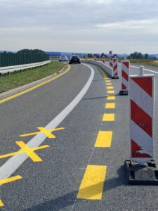 S8 zadanie1 02 20250927 wprowadzenie organizacji ruchu dla wjazdu na budowę DK8 1+650