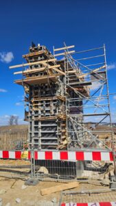 S8 zadanie1 10 20260407 WD 115 szalunek ścianki zaplecznej