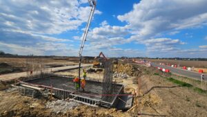 S8 zadanie1 13 20260421 WD 106 betonowanie fundamentu