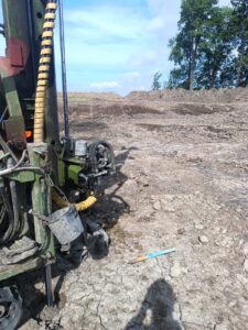S8 zadanie1 04 20260507 odwierty geologiczne 115+900
