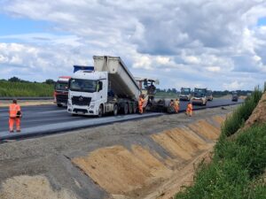 S8 zadanie1 12 20260724 wykonywanie podbudowy bitumicznej 116+500 116+920