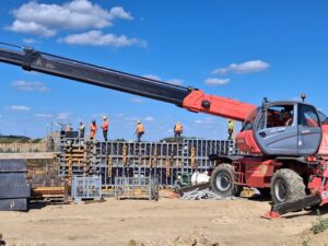 S8 zadanie1 18 20260728 MS 114 szalunek i układanie zbrojenia