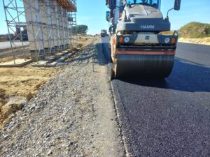 S8 zadanie1 06 20260929 116+220 116+500 krawędź podbudowy bitumicznej